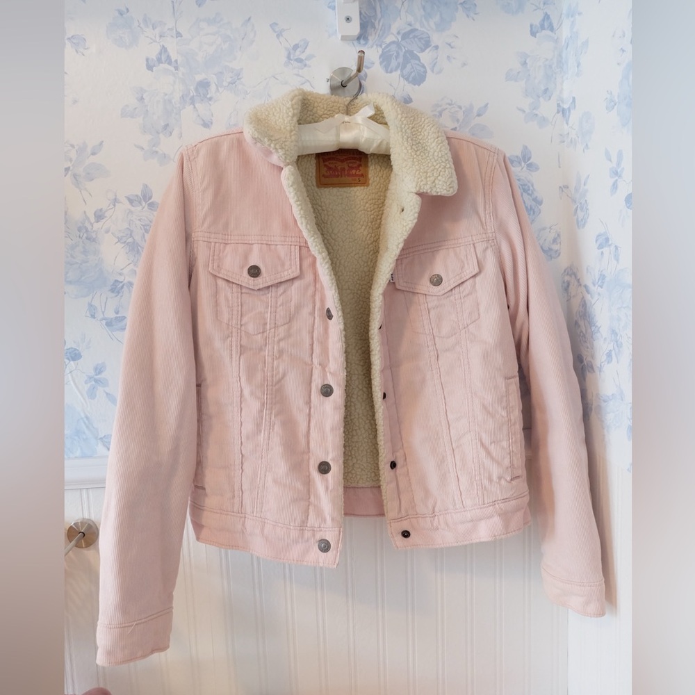 Pink Levi’s jacket size S
